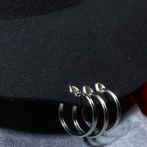 Wide Brim Metal Rings Black Hat